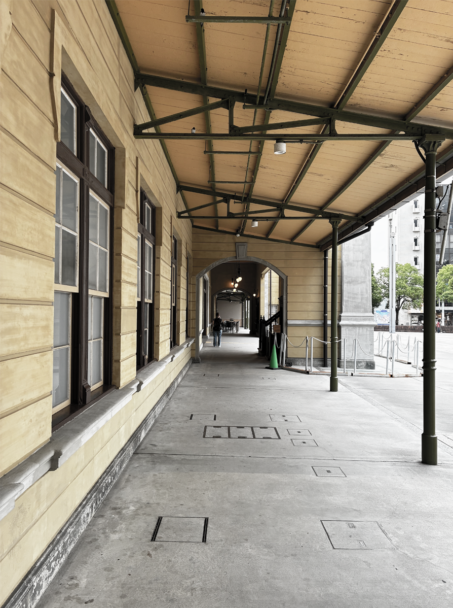 門司港駅入口