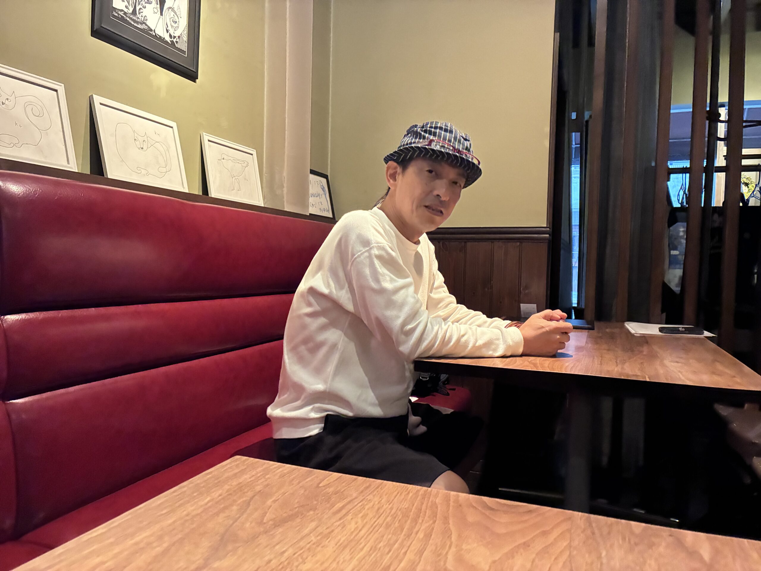 偶然を、理論として知った。