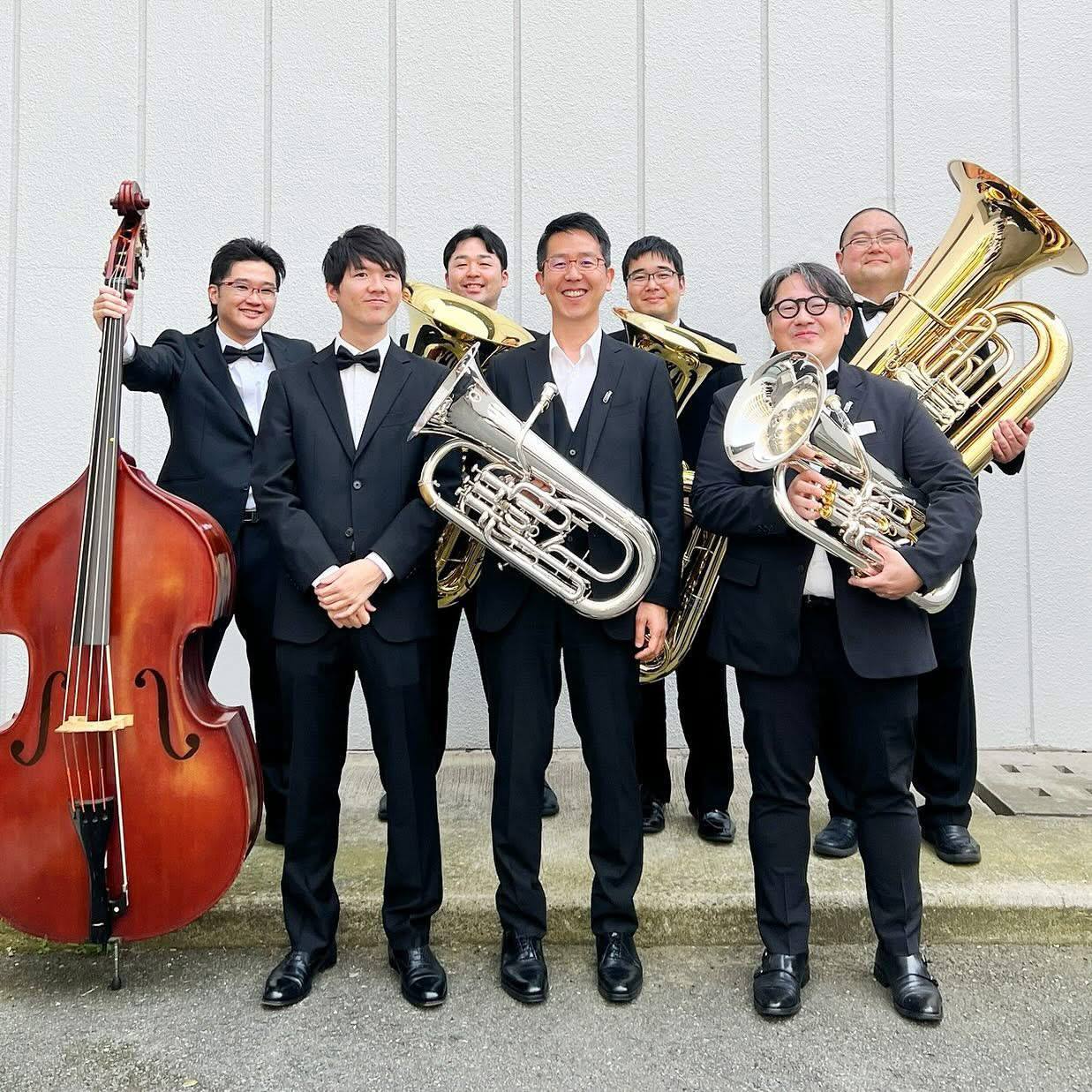 吹奏楽団に所属